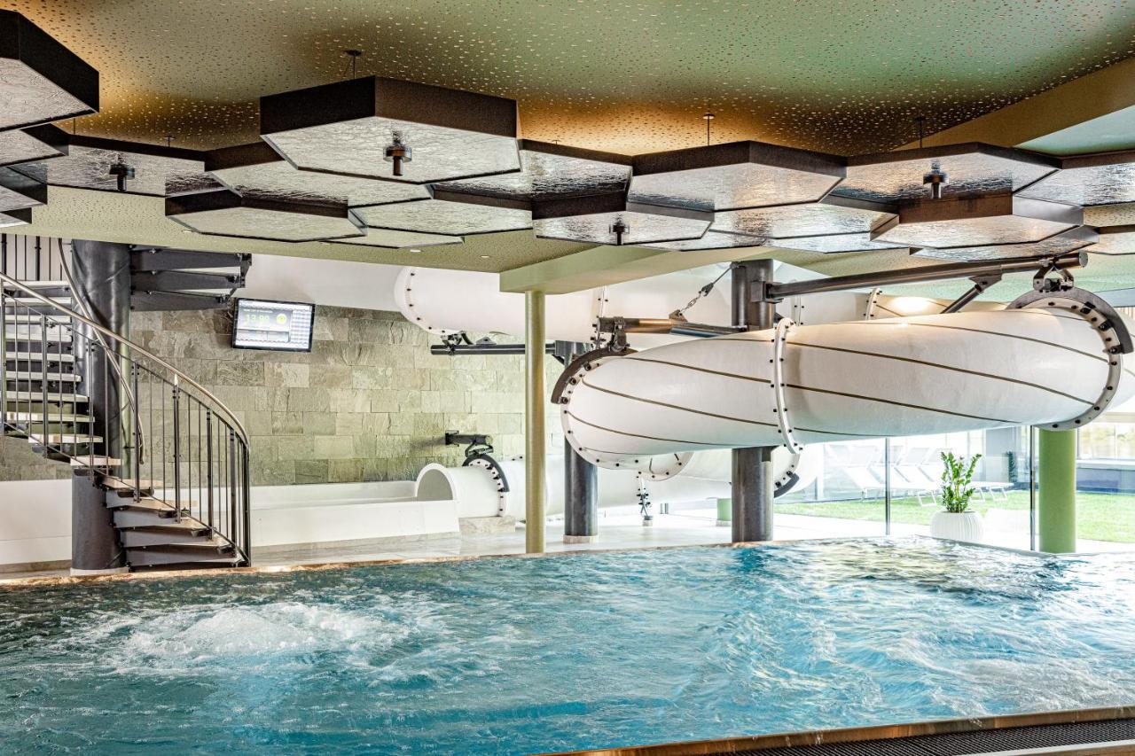 לוטאגו Alpine Luxury Spa Resort Schwarzenstein מראה חיצוני תמונה